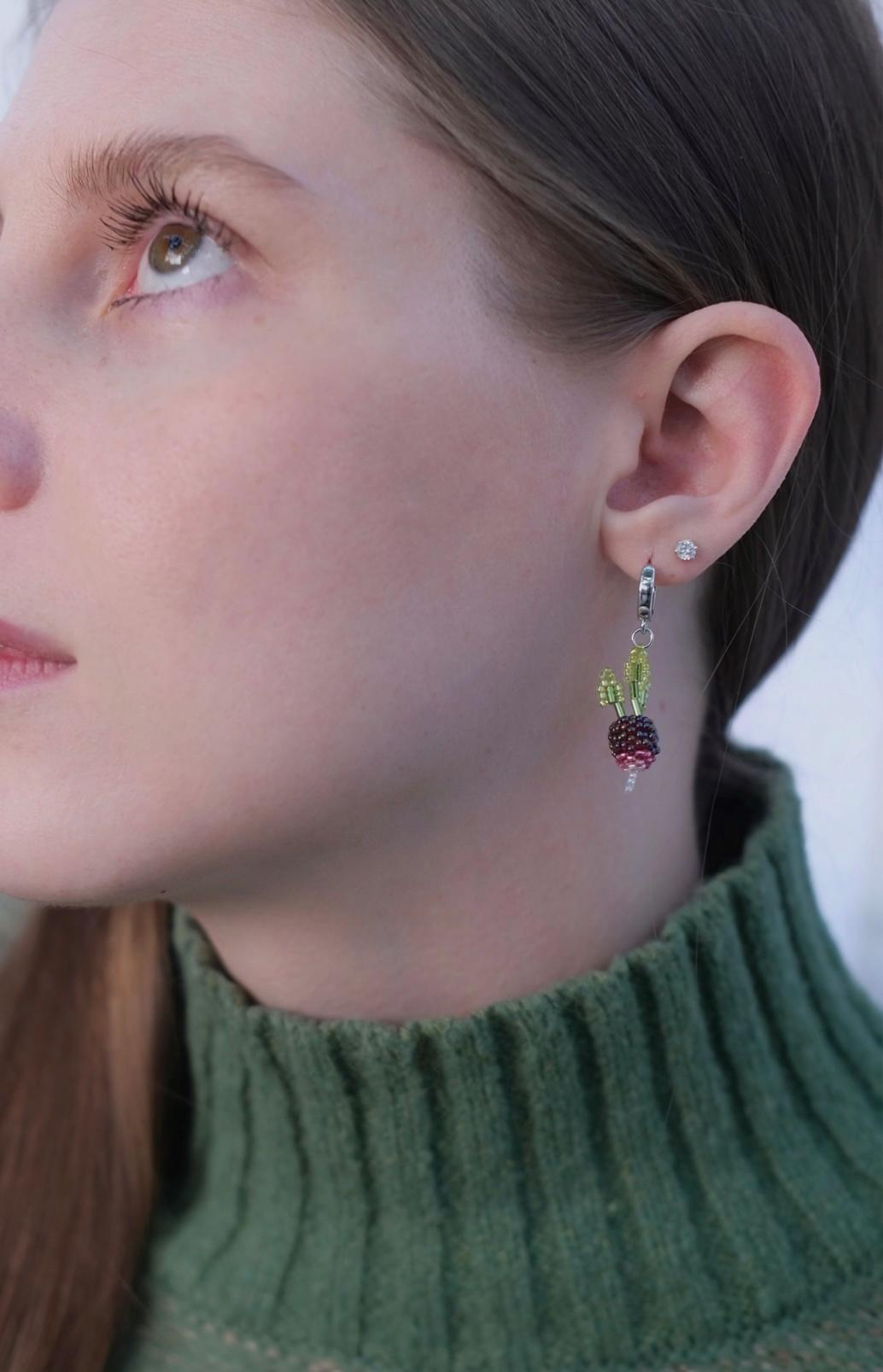 Product image 3: Mono or pair earrings «Radish»