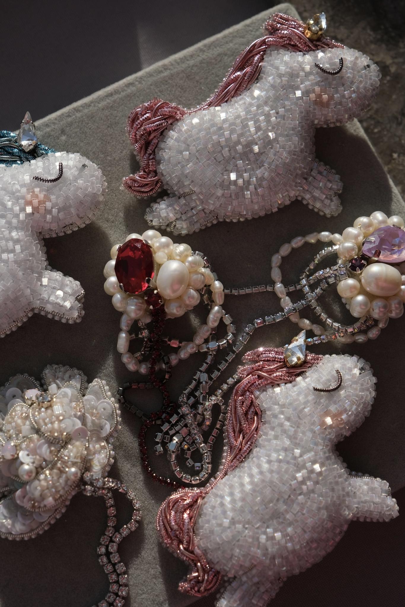 Product image 2: Brooch «Unicorn»