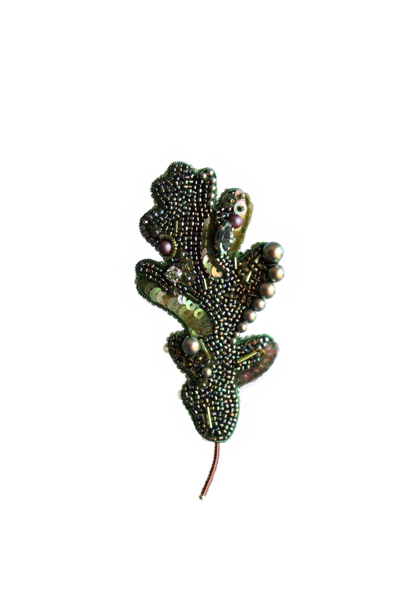 Product image: Brooch «Green oak»